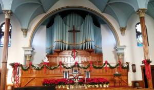 advent sanctuary photo